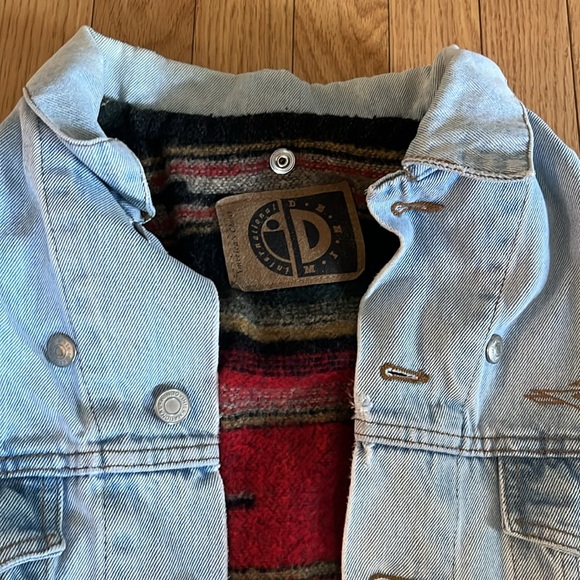 International Denim Blanket Lined Jean Jacket Size Medium - Picture 2 of 12